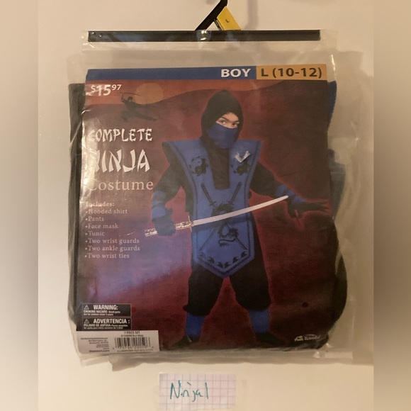 NWT Ninja costume 7 piece set youth size Large 10/12 NEW tunic pants set - Picture 1 of 9